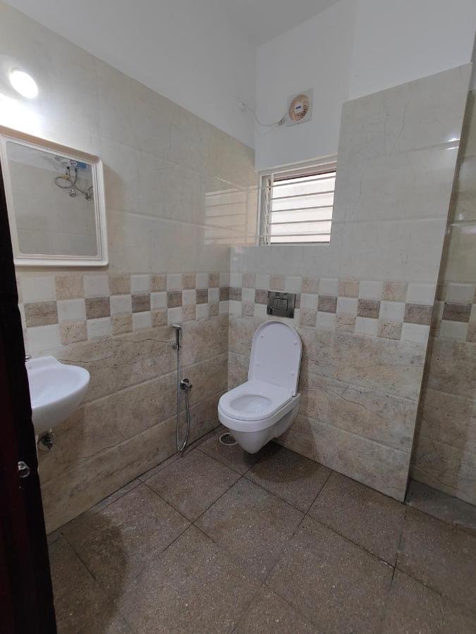Meer Stay - Premium Service Apartments Vanivilasa Puram Esterno foto